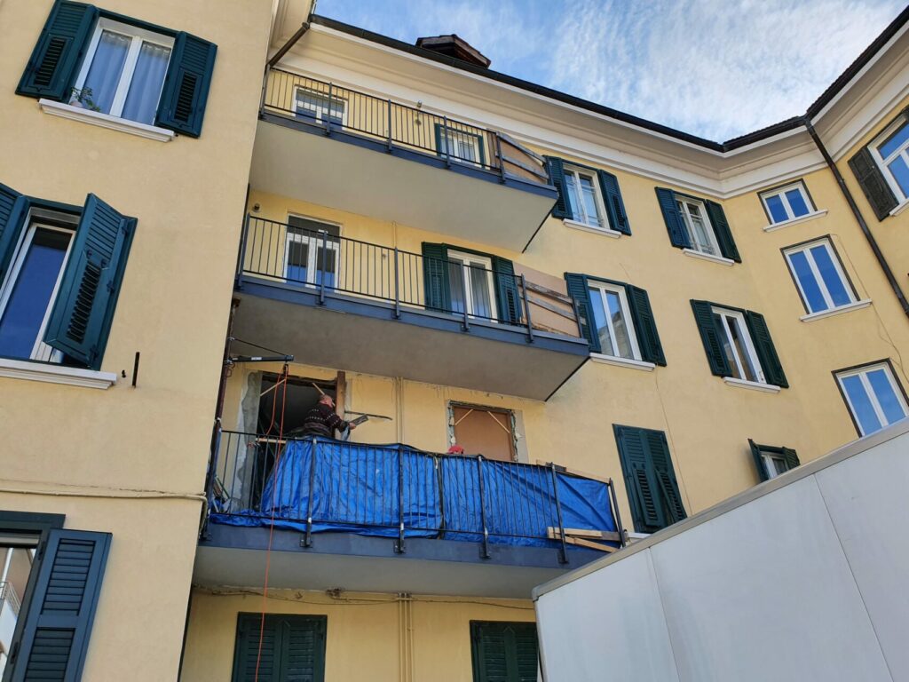 Baustelle Triestestr. Bozen Balkone 20201028 111734