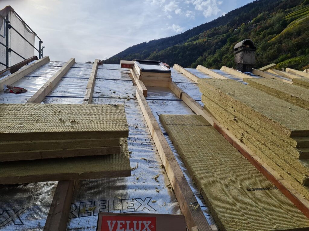 Bonus 110% und Gesamtrenovierung eines Bauernhauses in Brixen. WhatsApp Image 2024 03 10 at 16.10.18 1