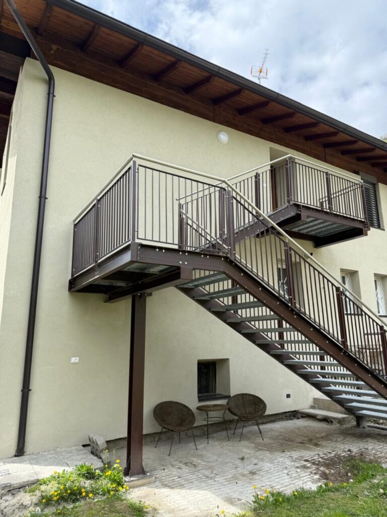 Bonus 110% und Gesamtrenovierung eines Bauernhauses in Brixen. WhatsApp Image 2025 04 24 at 14.11.03 11 copia