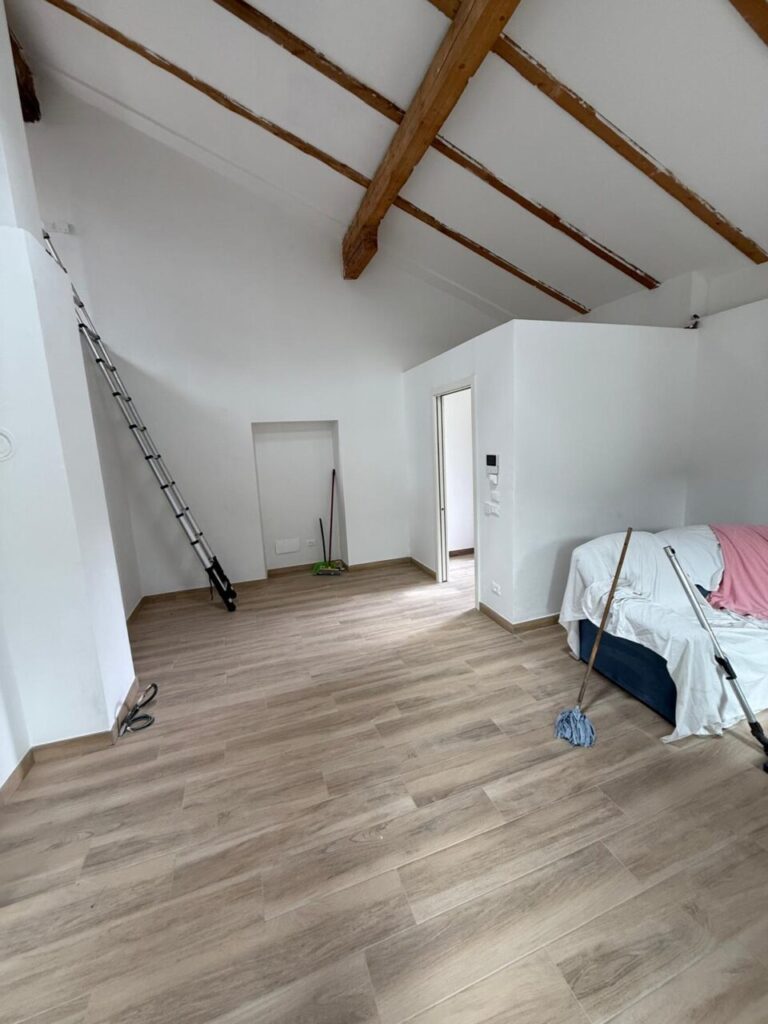 Bonus 110% und Gesamtrenovierung eines Bauernhauses in Brixen. WhatsApp Image 2025 04 24 at 14.11.03 9 copia
