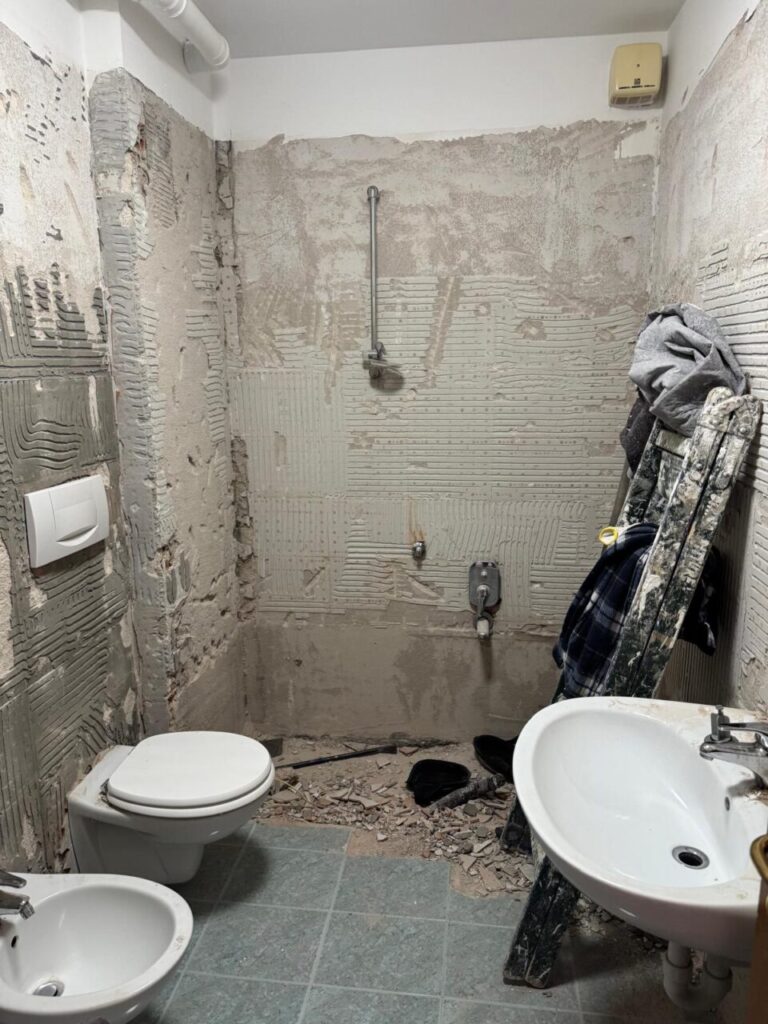 Ristrutturazione Via Mendola 117 Bolzano WhatsApp Image 2026 04 07 at 13.04.38